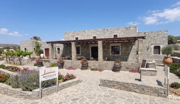 Cantina Moraitis a Paros