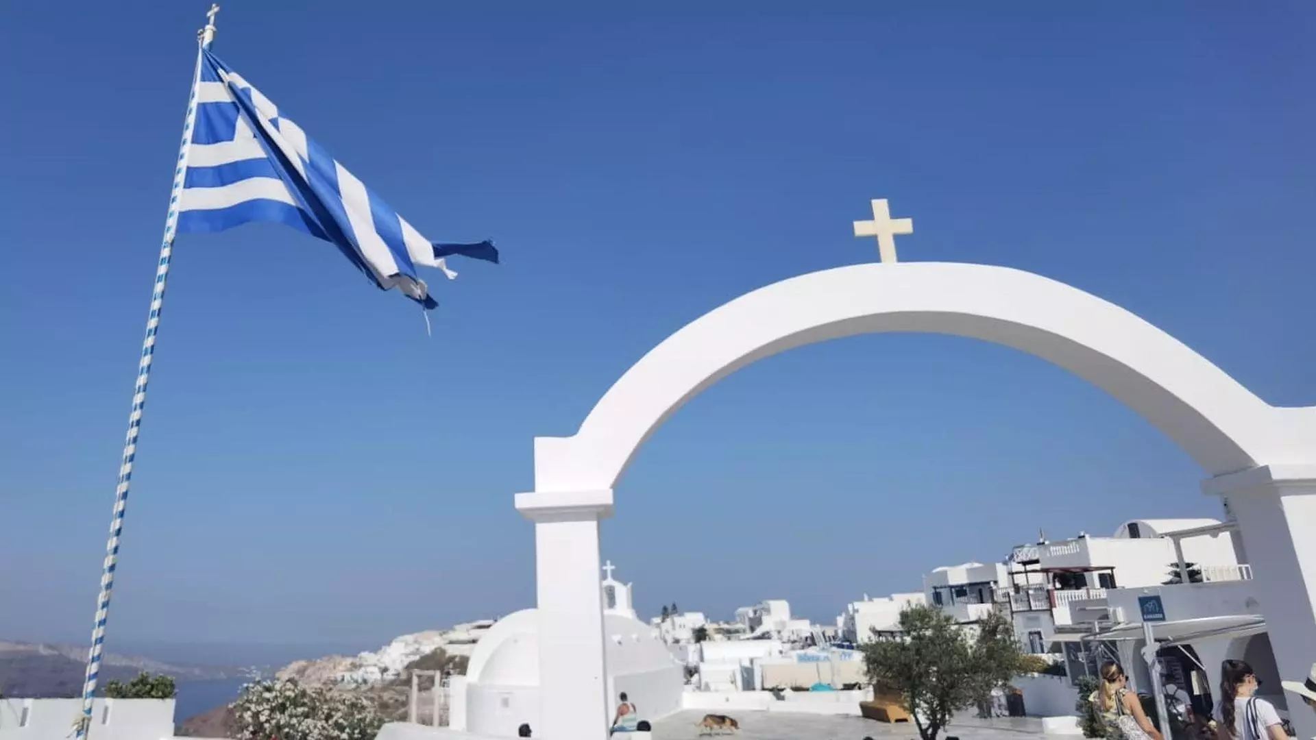 L'immenso blu di Santorini e il vino degli uomini · parte prima
